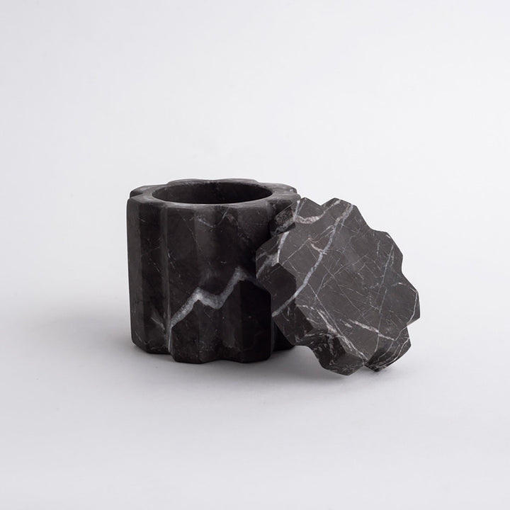 Tauro Container - Black Marble