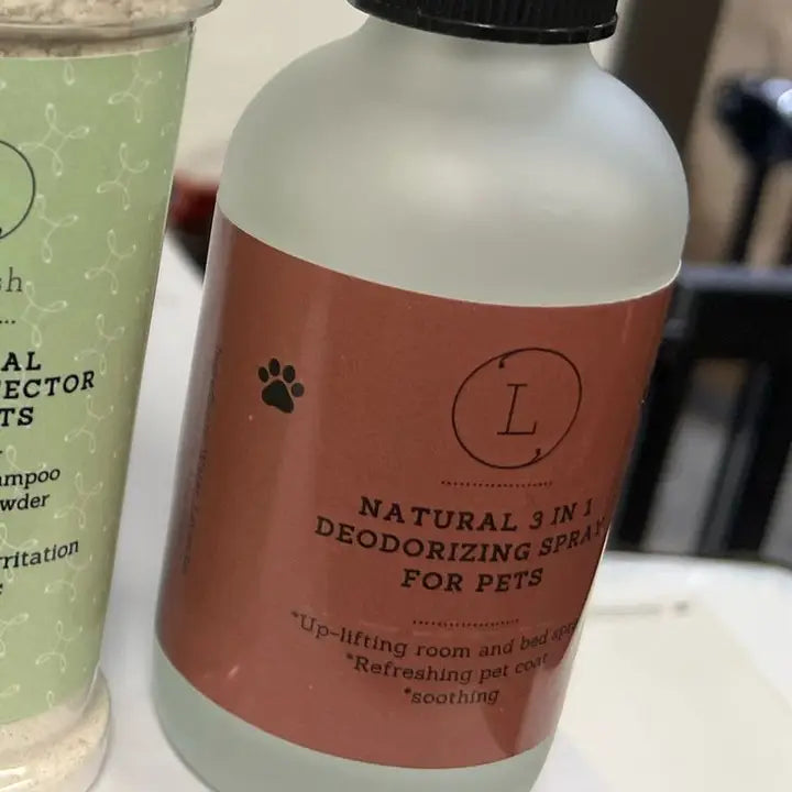 Natural Deodorizing Spray for Pets