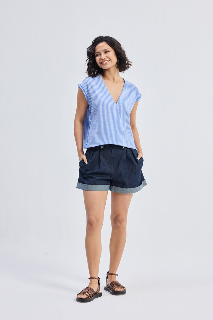 Boxy V-Neck Top With Fray Detail