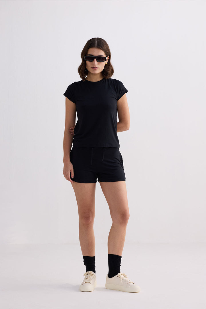 Essential Short Sleeve Tee | Black
