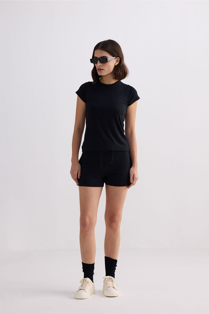 Essential Knit Shorts | Black