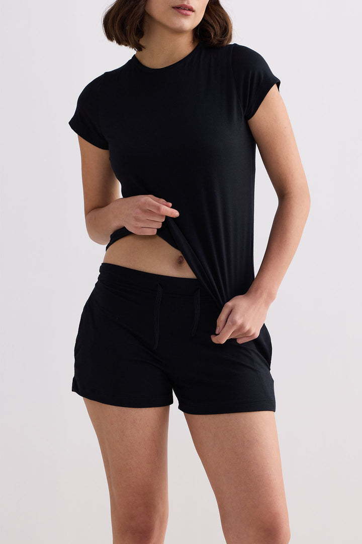 Essential Knit Shorts | Black