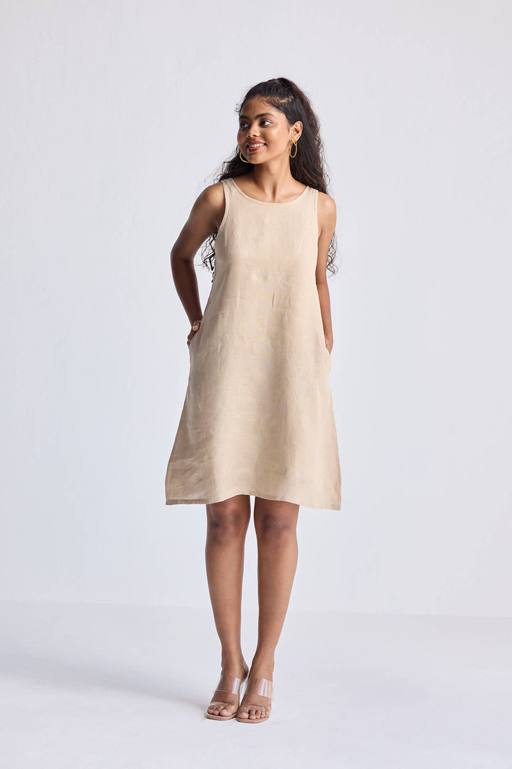 Hemp Short Dress With Back Embroidered Lace Detail