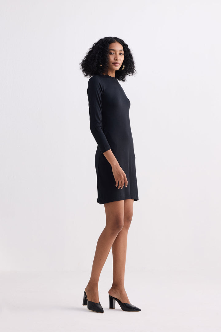 Long Sleeves Fitted Short Dress | Black