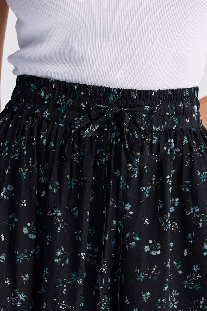 Drawstring Short Skirt | Dark Blue Florals