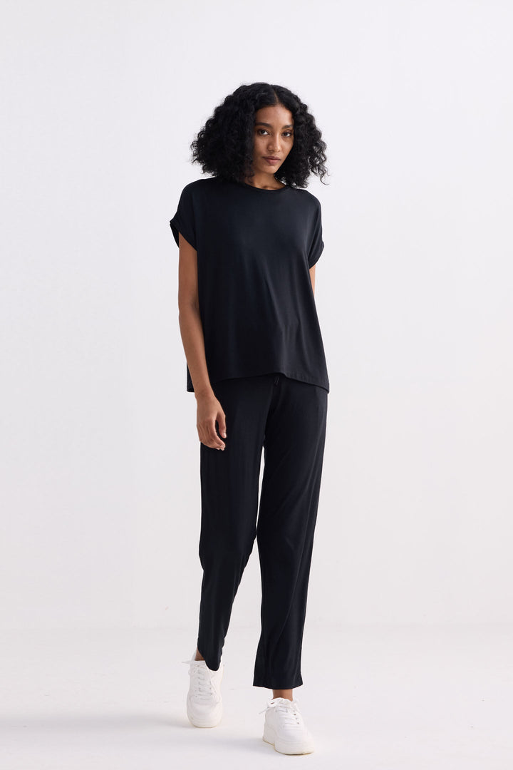 Relaxed Tee | Black