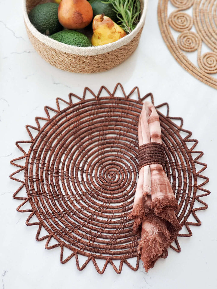 Surya Woven Palm Fiber Placemat (Set of 2)
