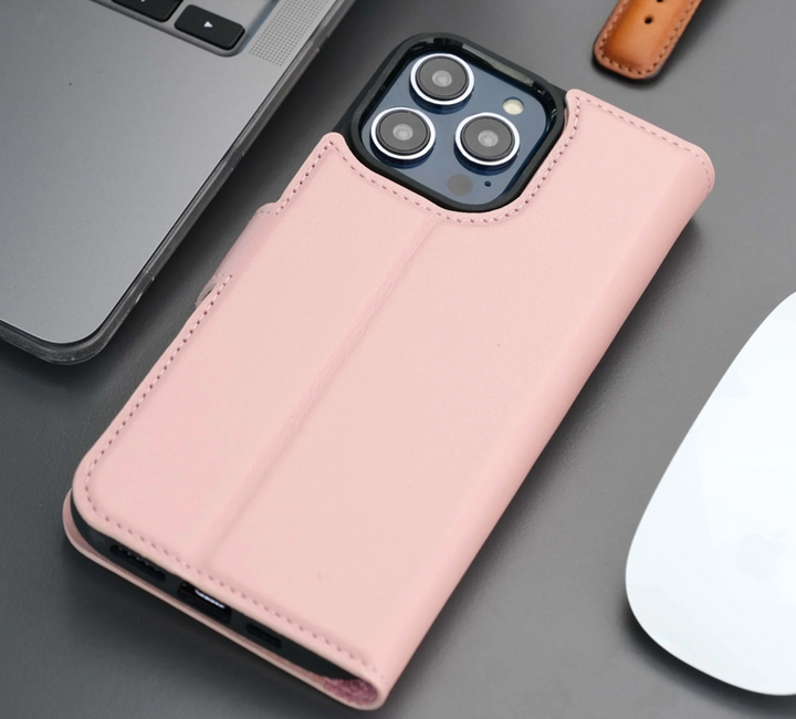 Casper Leather iPhone 15 Pro Wallet Case | MagSafe