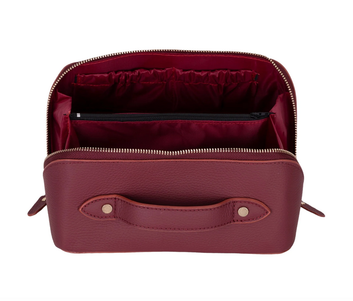 Haines Leather Cosmetic Bag – Stylish & Durable Makeup Bag for Travel