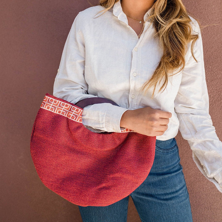 Half Moon Clutch | Red