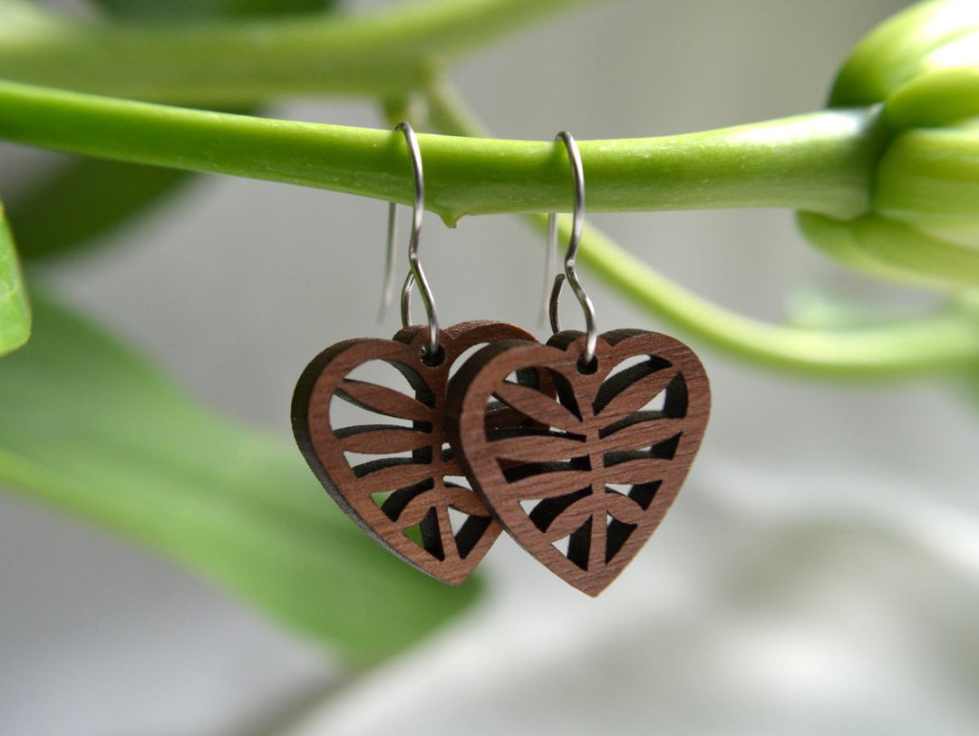 Leafy Heart Earrings - Wood