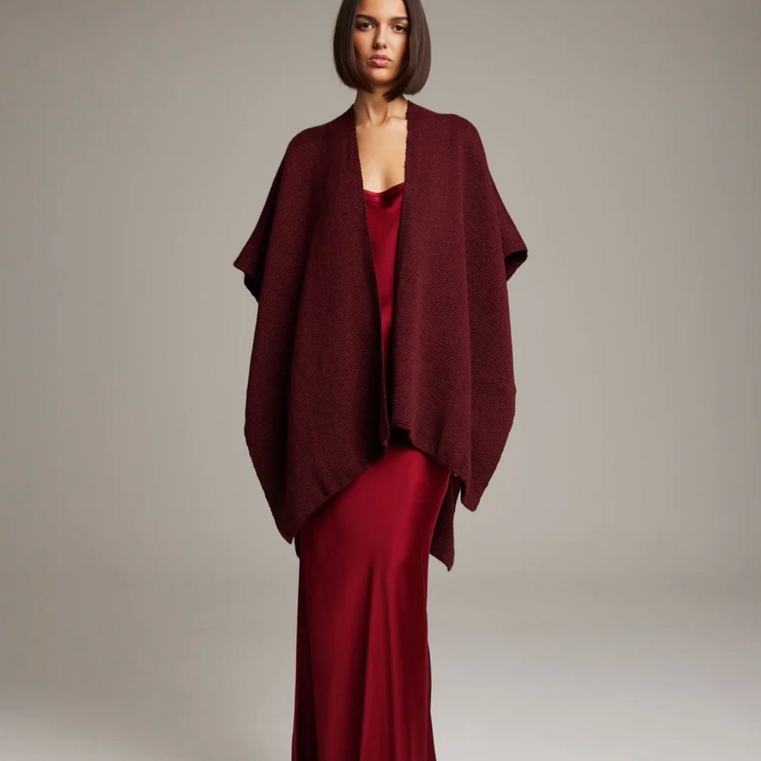 NATURAL HOLIDAY FASHION