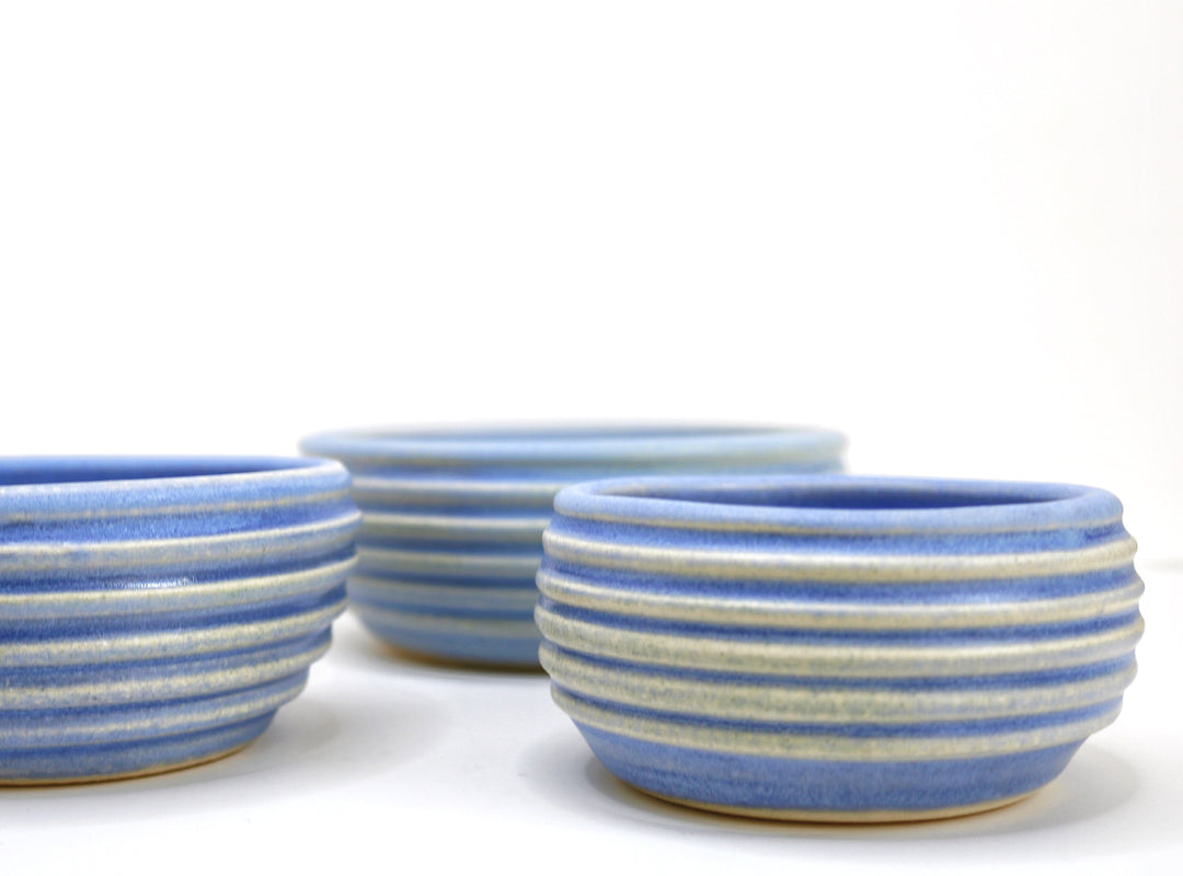 Hunny Bowls - Blu (Set of two. Assorted sizes)