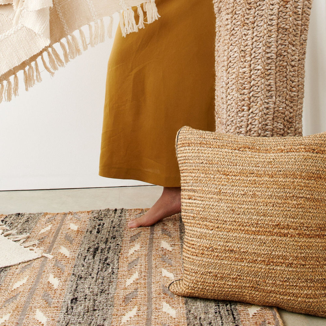 Uneven Arrows Hand Woven Wool Jute Rug In Earthy Hues