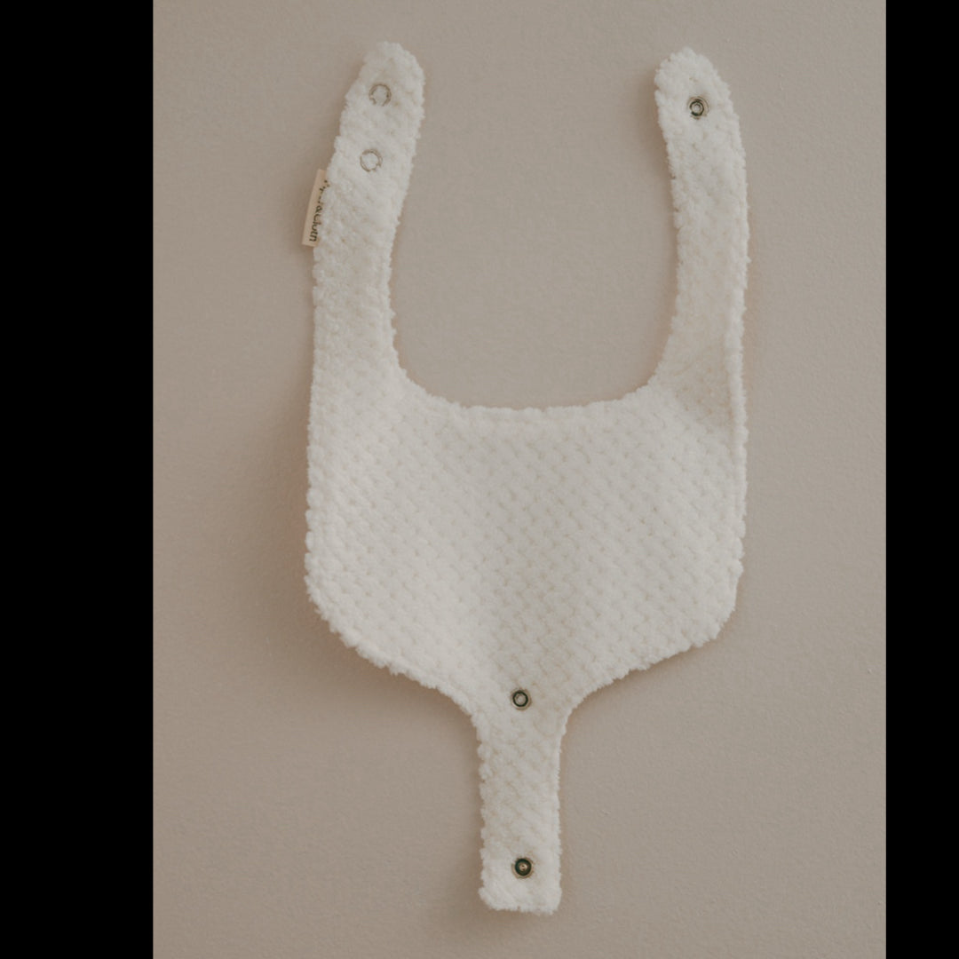 Pacifier Bib | Vintage Rosebud