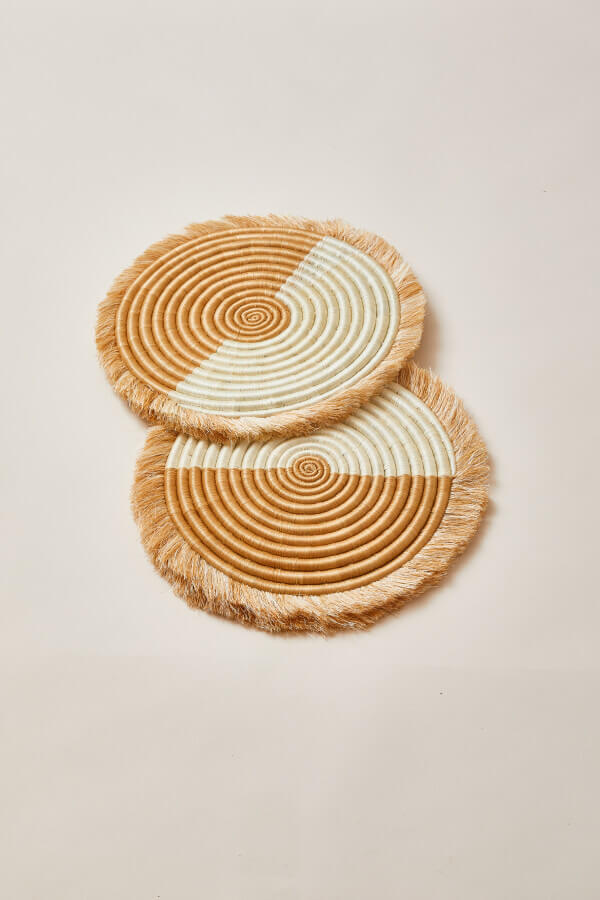 Akeza Fringe Placemat | White