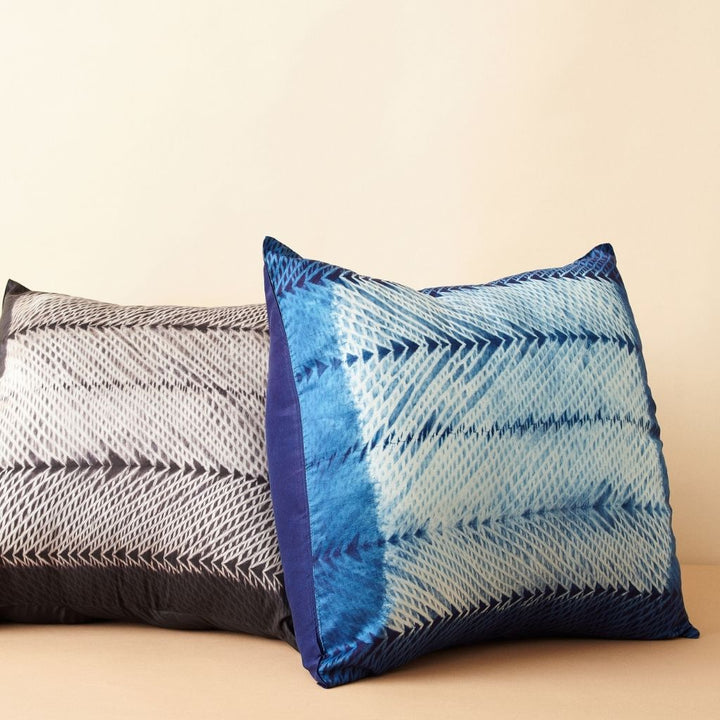 Ara Hand Crafted Shibori Print Mulberry Silk Pillow
