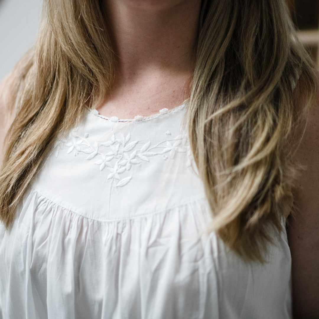 White Garland Nightgown