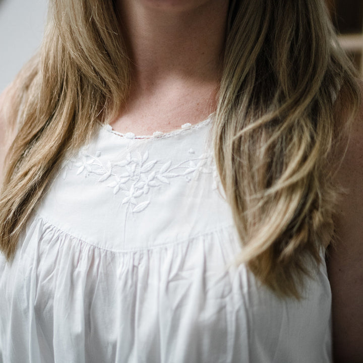 White Garland Nightgown