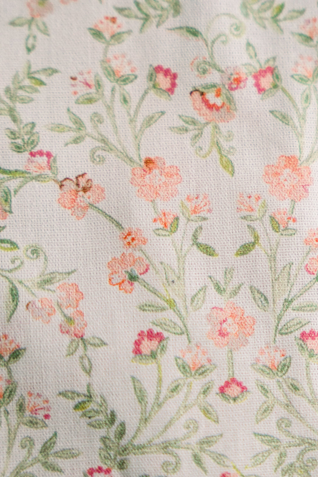 Apricot Meadow |Timeless Floral Ruffle Zipper Pouch