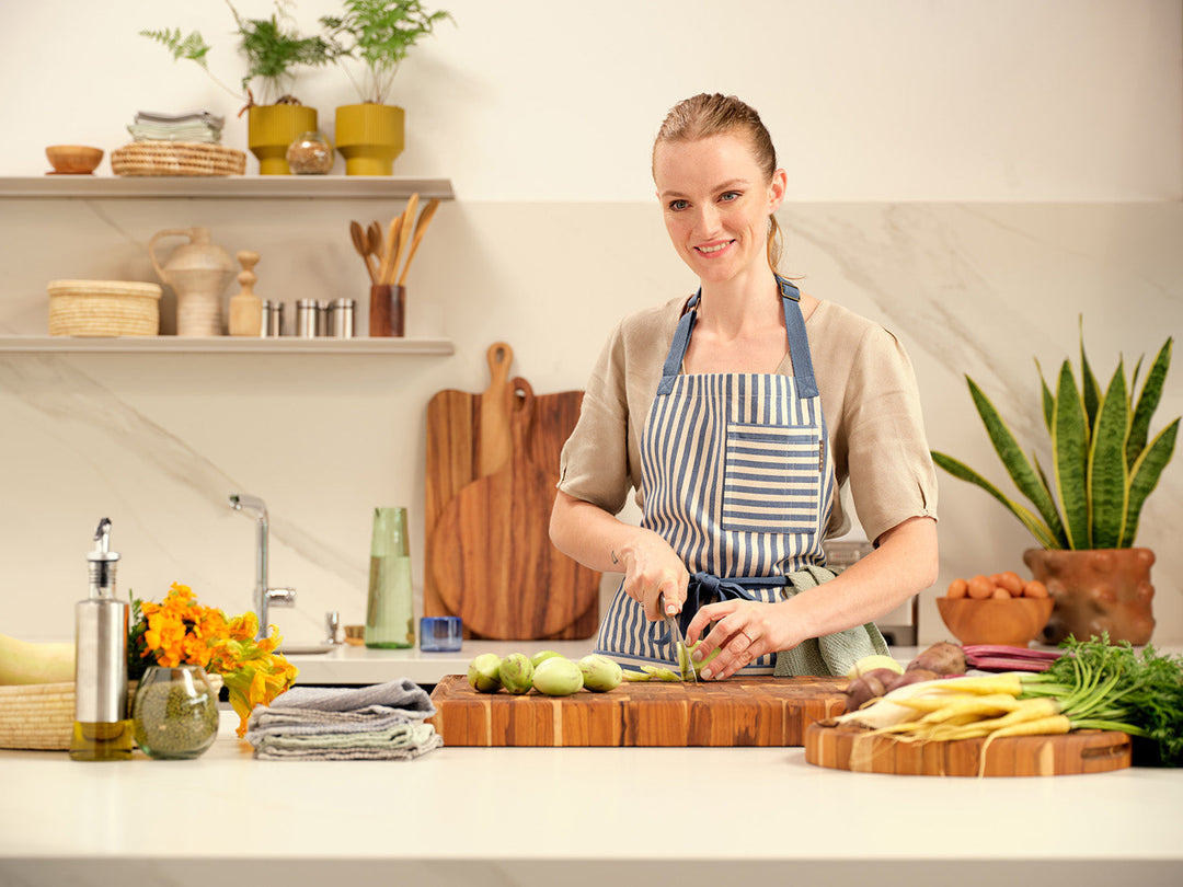 Bib Apron with Pockets