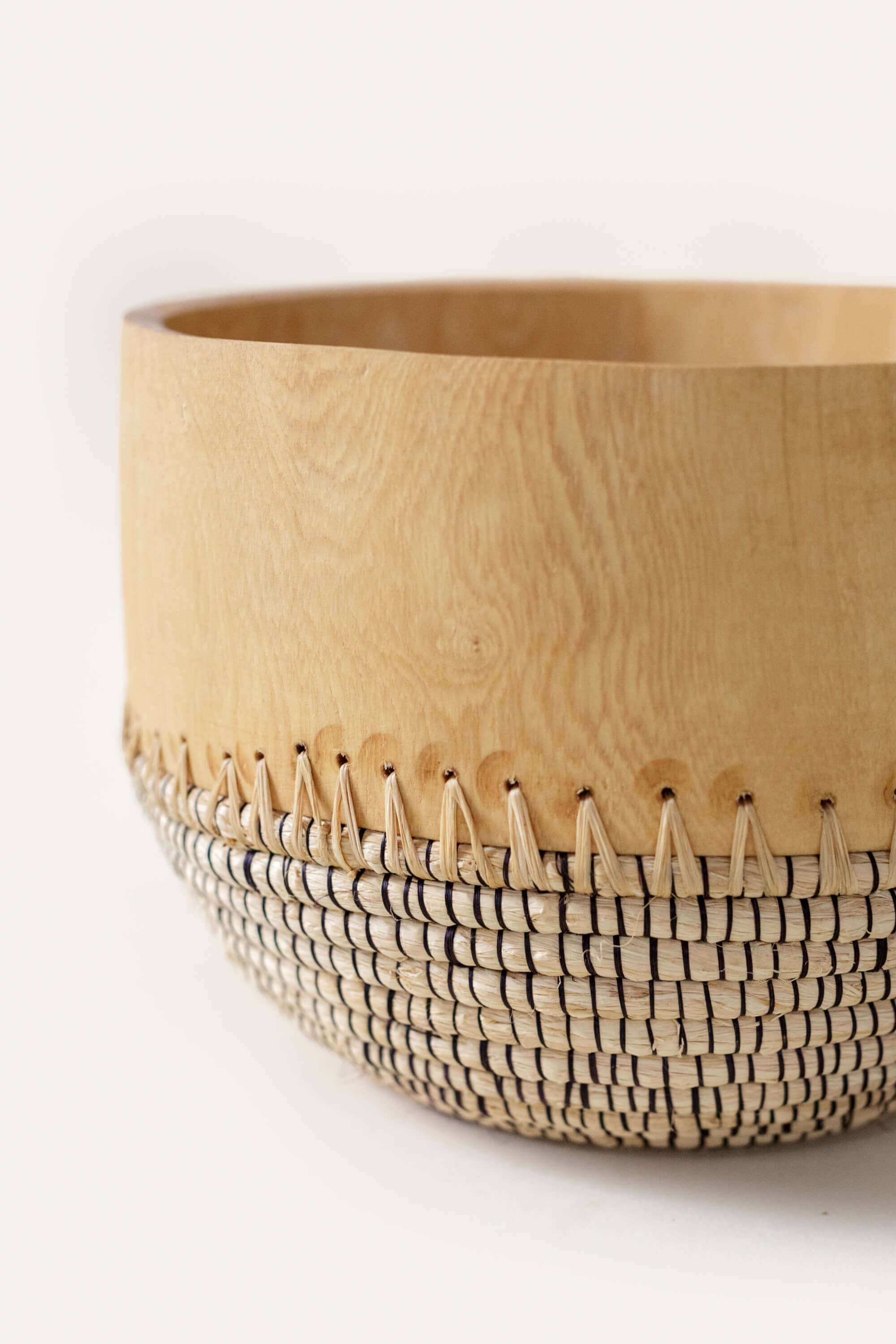 Copabu Wooden + Woven Bowl - Thumbnail 5