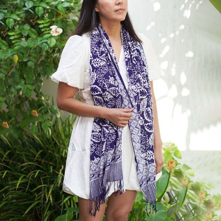 Hand Dyed Batik Scarf, 100% Cotton, Scarves, Bandana, Wrap , Blue Leaves