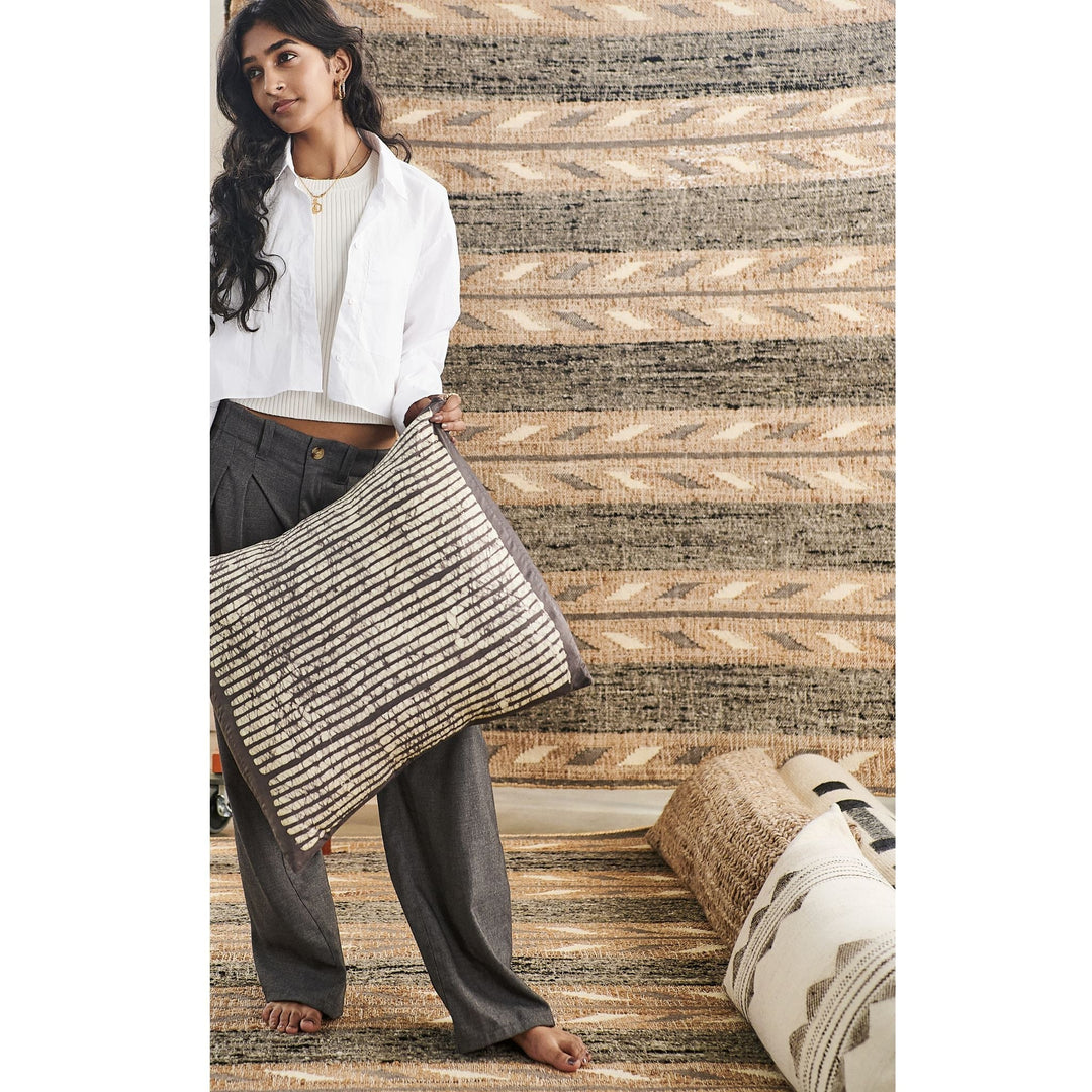 Uneven Arrows Hand Woven Wool Jute Rug In Earthy Hues