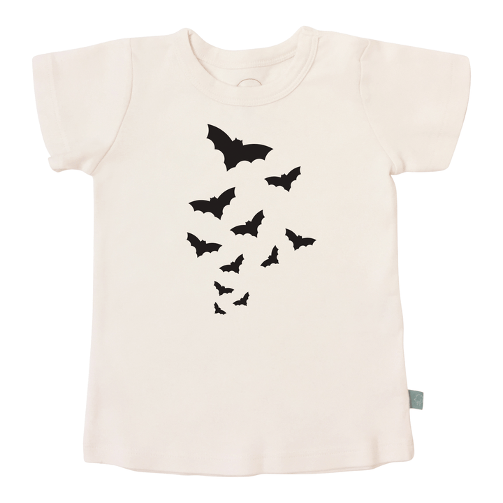 graphic tee | bats