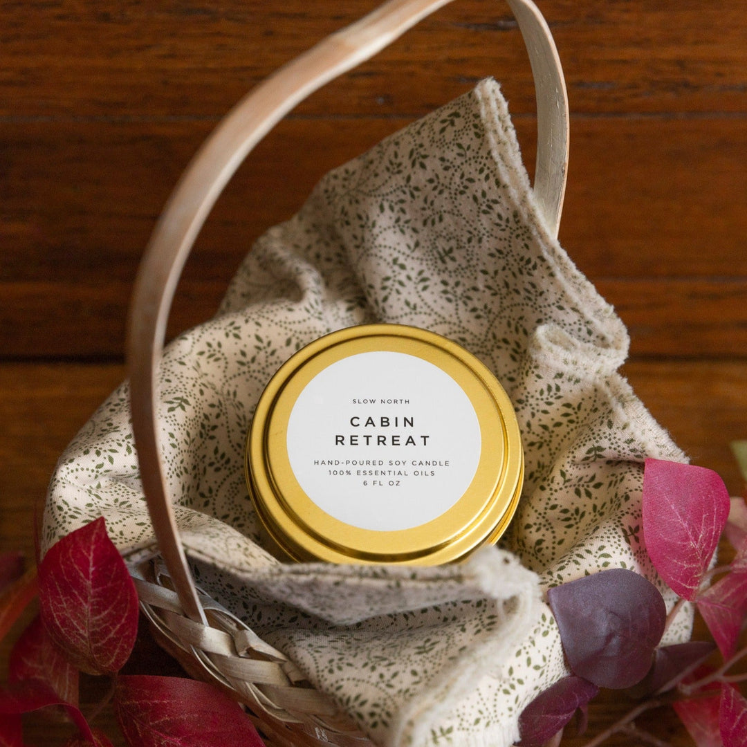 Cabin Retreat (Seasonal) - Cedarwood, Grapefruit & Cinnamon