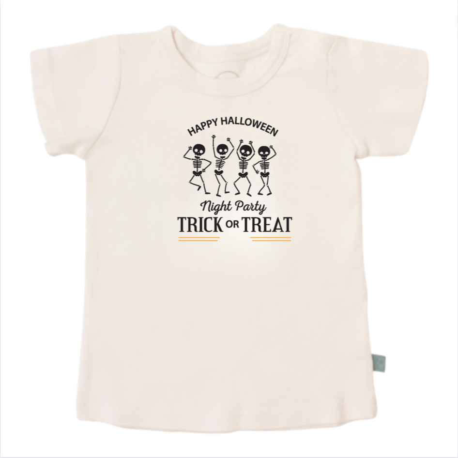 graphic tee | night party