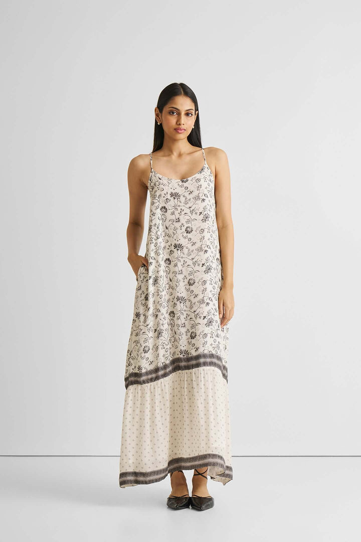 Flowy Maxi Dress - Black Florals