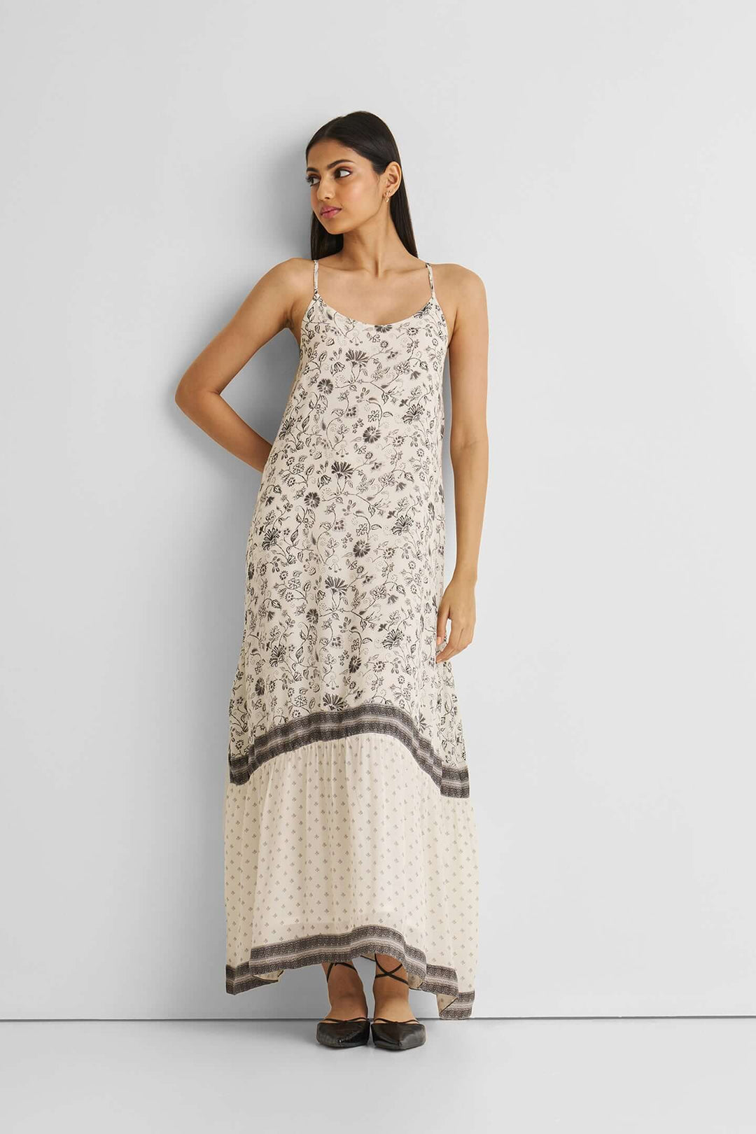Flowy Maxi Dress - Black Florals
