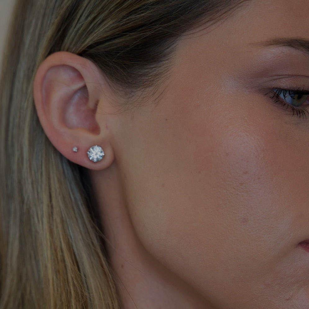 Micro Studs