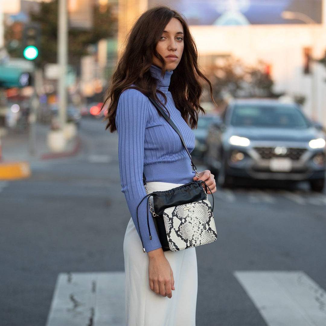 Susu The Patricia Black Leather Bucket Bag Snakeskin Design