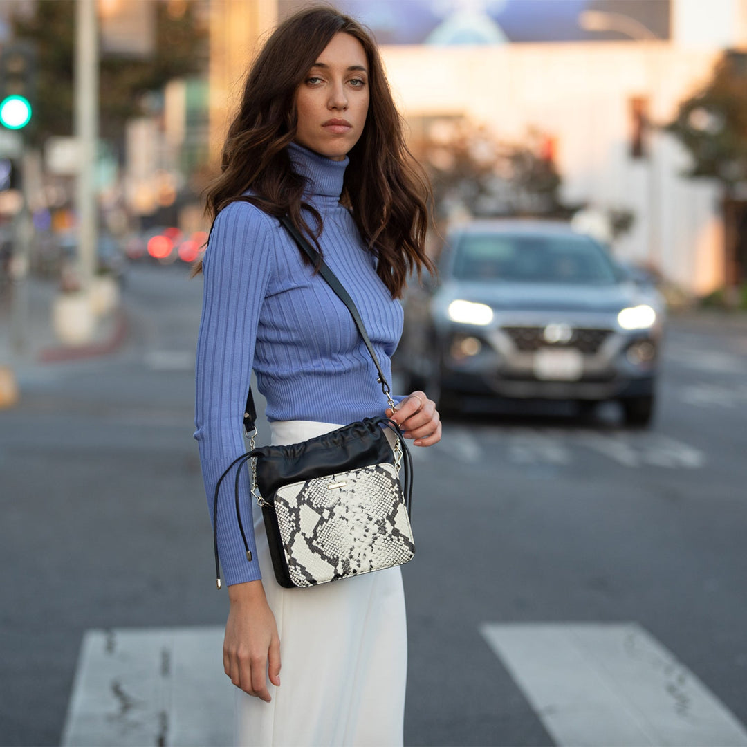 Susu The Patricia Black Leather Bucket Bag Snakeskin Design