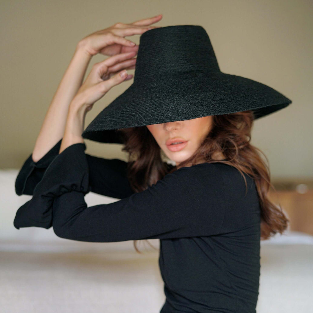 Riri Jute Handwoven Straw Hat - Black
