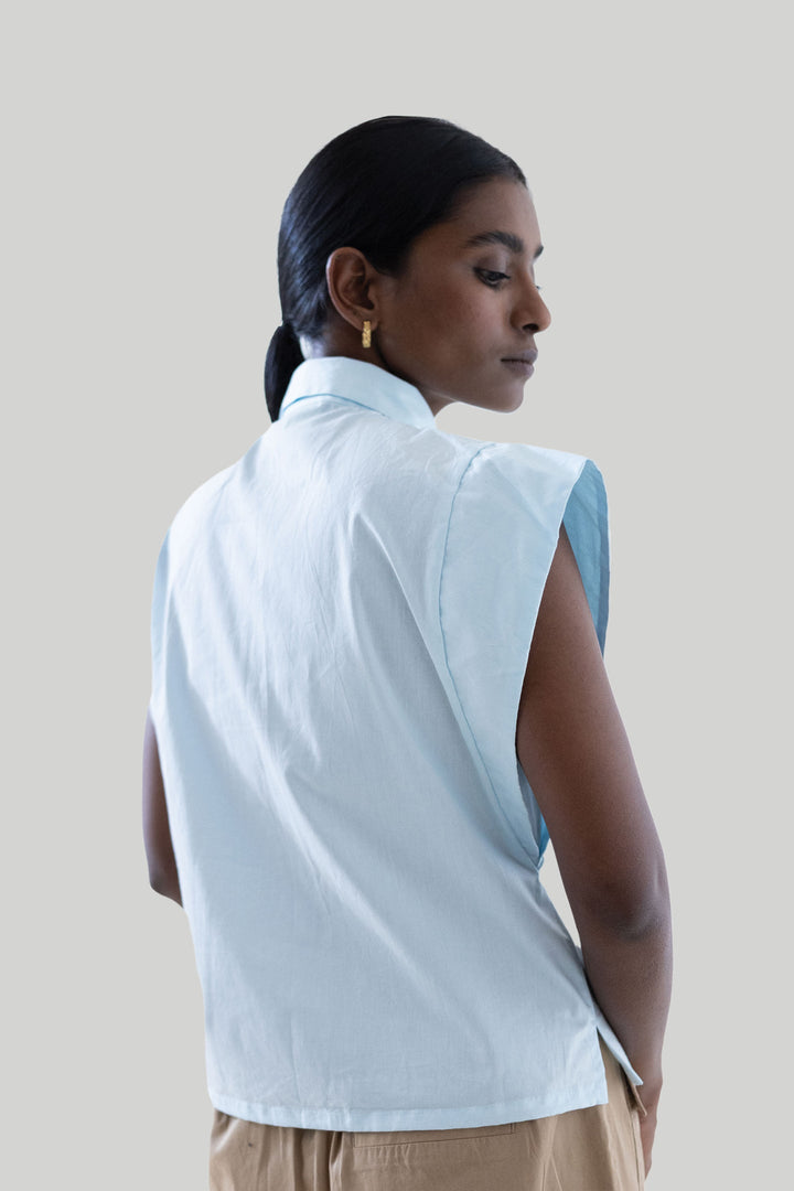 The Perfect Summer Button Down - Blue