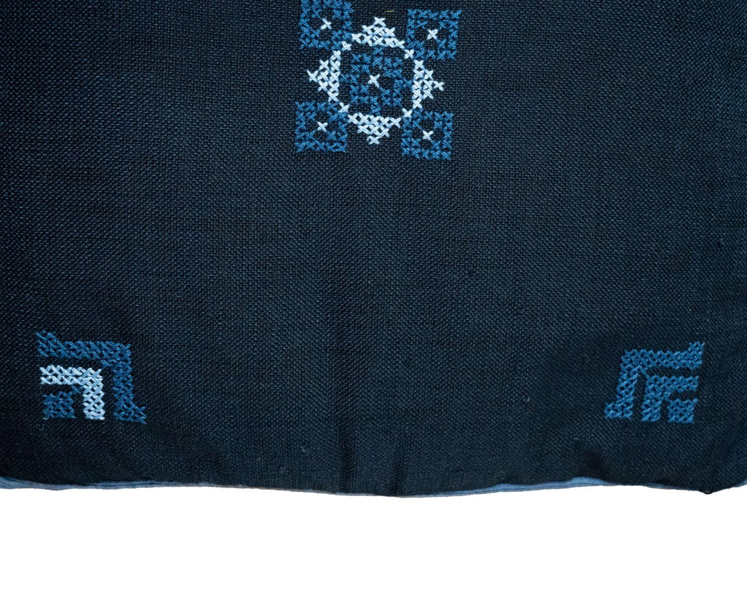 Feathers Pillow Cover - Blue