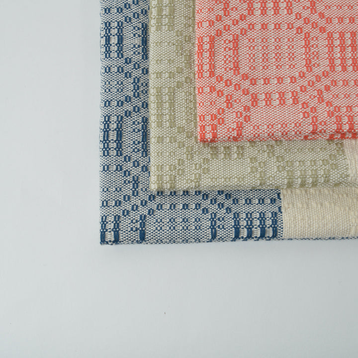 Homestead Hand Towel - Crimson