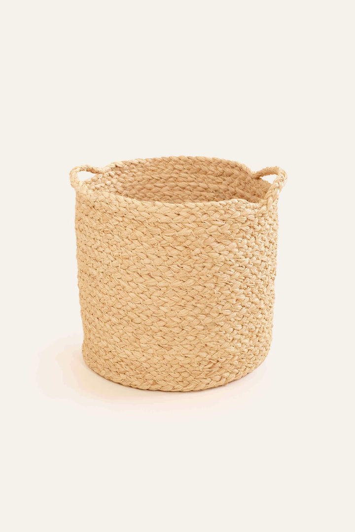 Natural braided raffia planter with woven handles for indoor outdoor plants home storage basket