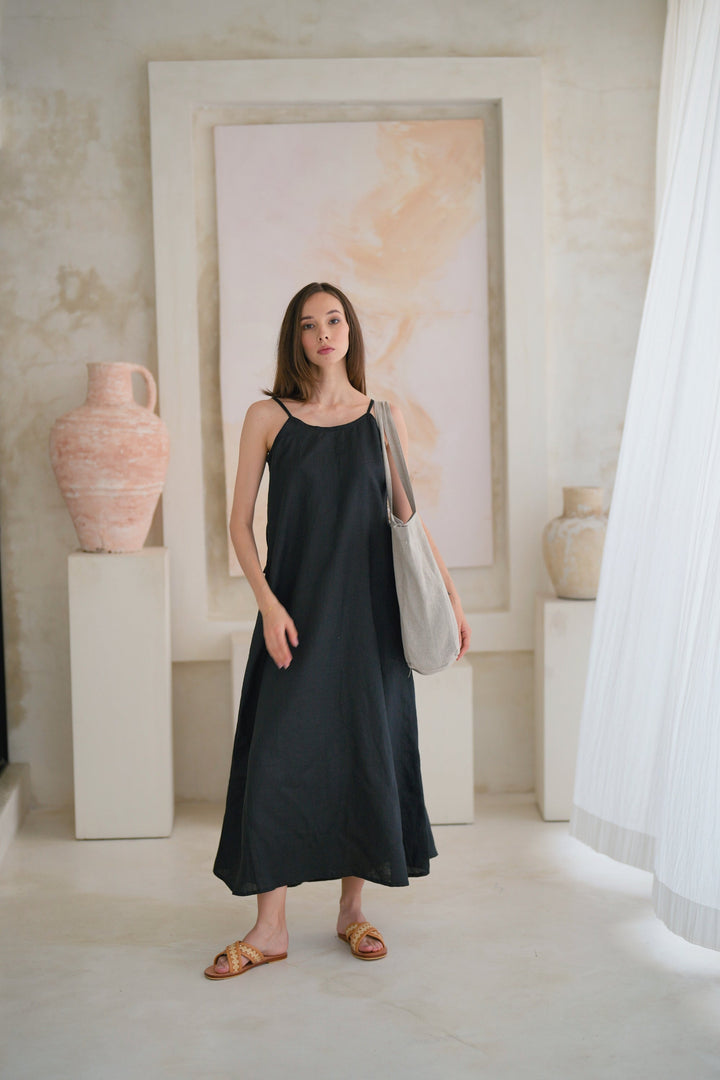 Maya Linen Dress in Black