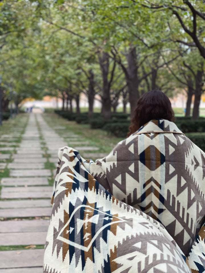 Canoa Blanket - Taupe Earth