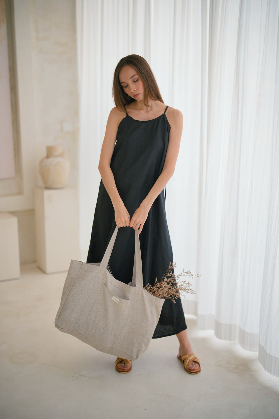 Maya Linen Dress in Black