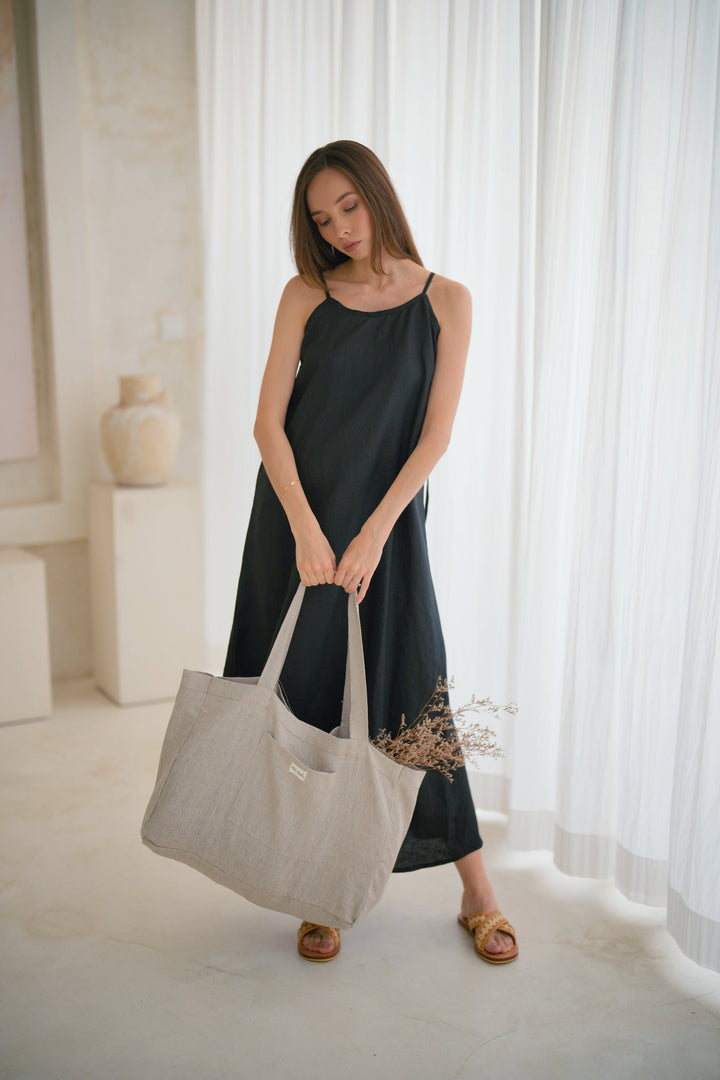 Maya Linen Dress in Black