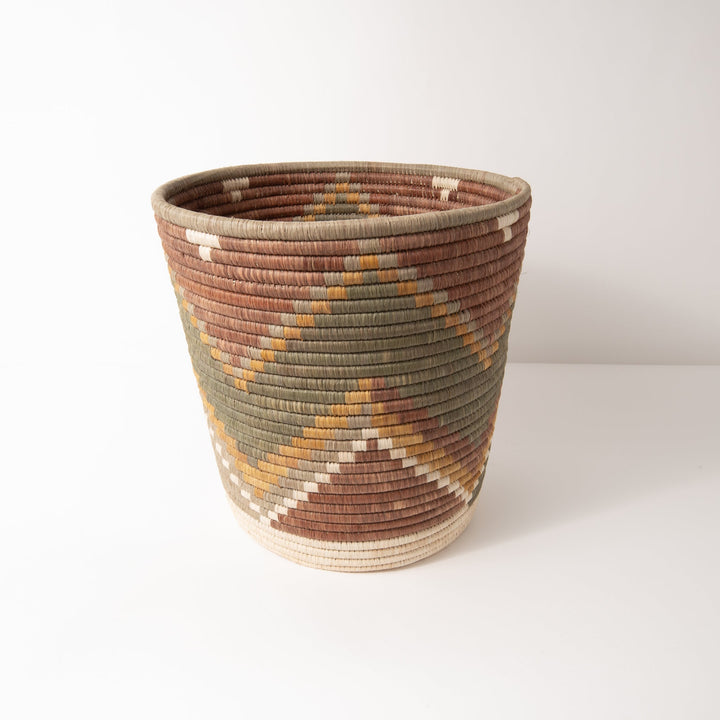 Wide Zig Zag Bucket Basket ~ Elevate Collection