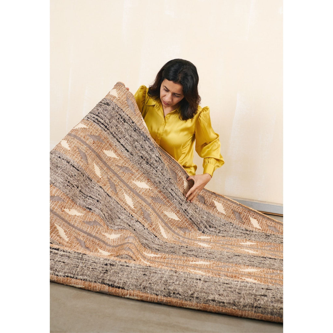 Uneven Arrows Hand Woven Wool Jute Rug In Earthy Hues