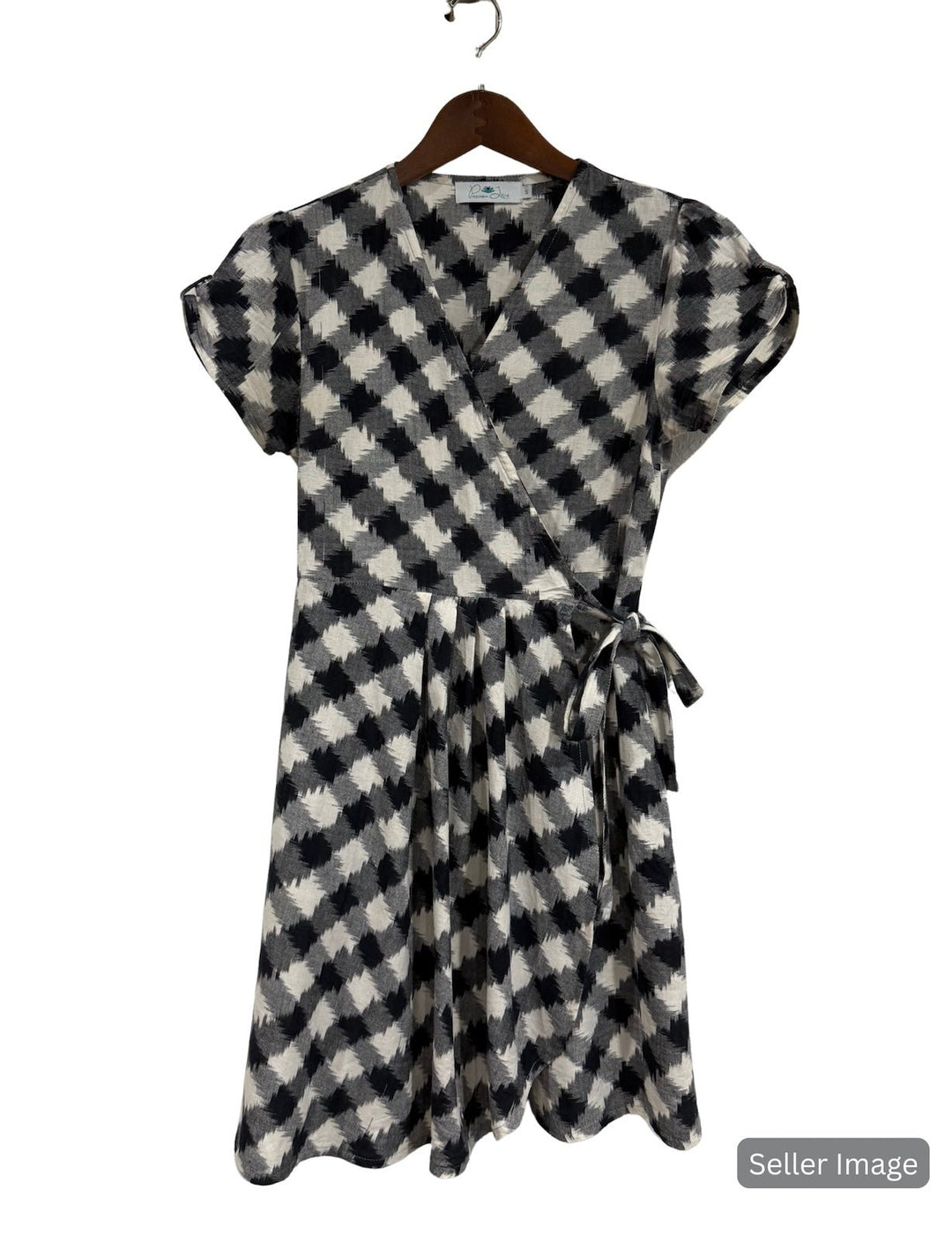 Picnic Plaid Wrap Dress : Pre-Loved