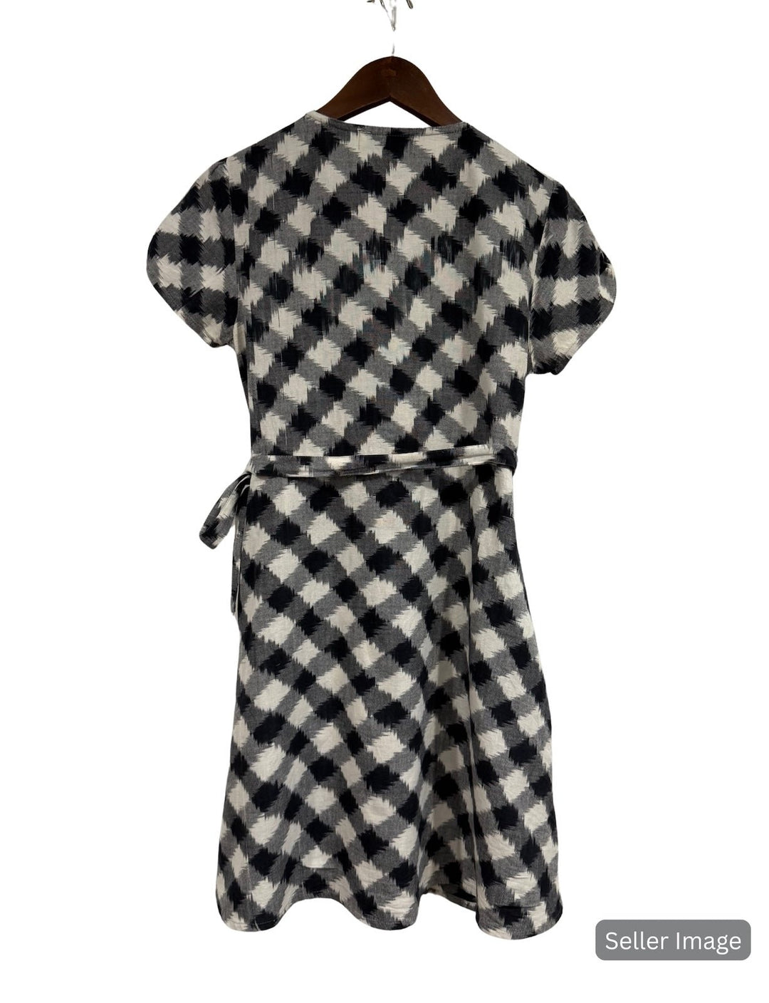 Picnic Plaid Wrap Dress : Pre-Loved